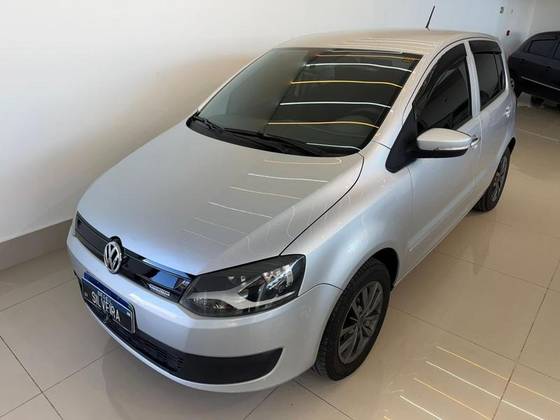VOLKSWAGEN FOX 1.0 MPI BLUEMOTION 12V FLEX 4P MANUAL VOLKSWAGEN FOX 1.0 MPI BLUEMOTION 12V FLEX 4P MANUAL